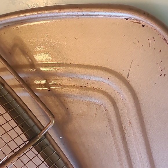 Gotham Steel Cripser Tray - Picture 4 of 8